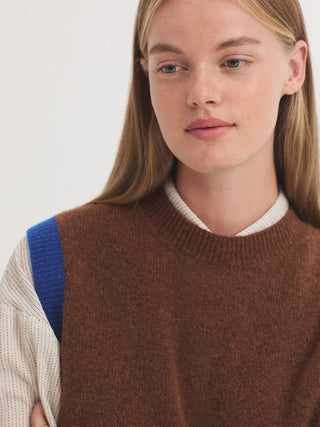 Contrast Armhole Lambswool Vest