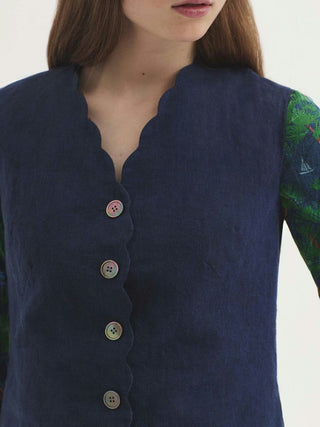Scalloped Linen Waistcoat