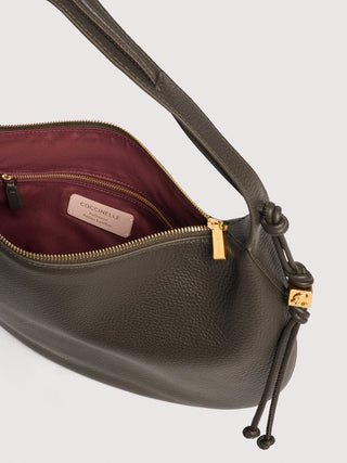 Coccinelle Thess Medium - LNKM StoreCoccinelleHandbag