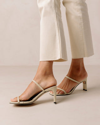 Cannes Beige Sandals - LNKM StoreAlohasShoes